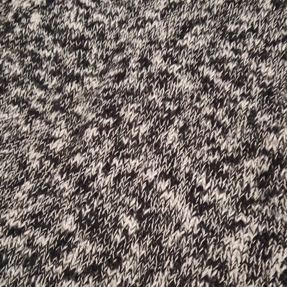 Joe Fresh Knitted sweater top - Picture 3 of 3